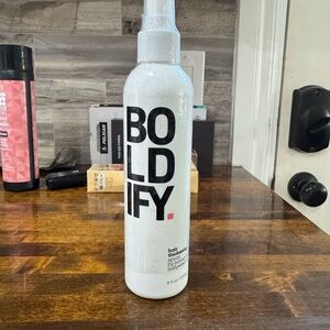 White Hair Thickening Spray